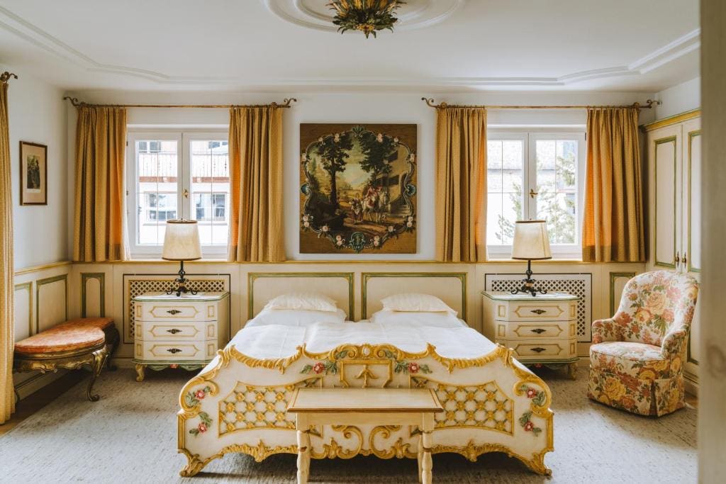 Prince Suite room - Image 1
