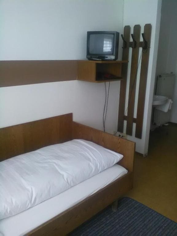 Standard Single Room room - Image 2