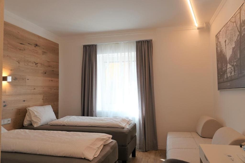 Double Room room - Image 2