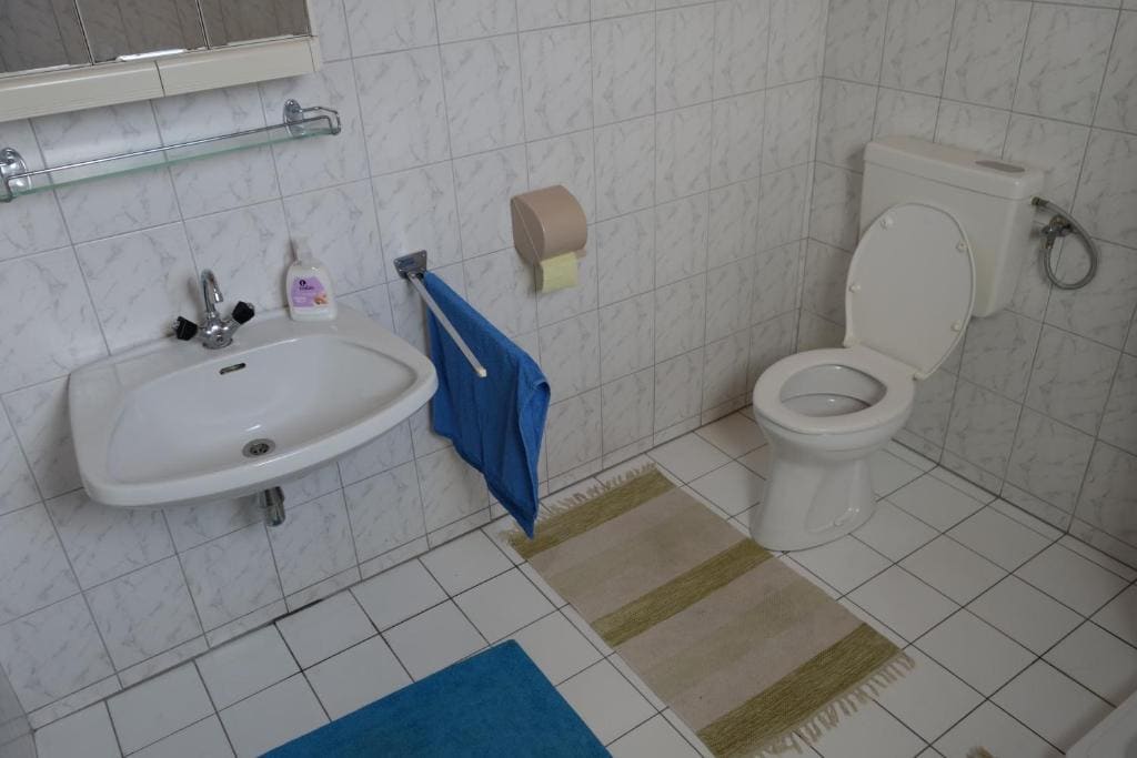 Double Room with Private Bathroom room - Image 1