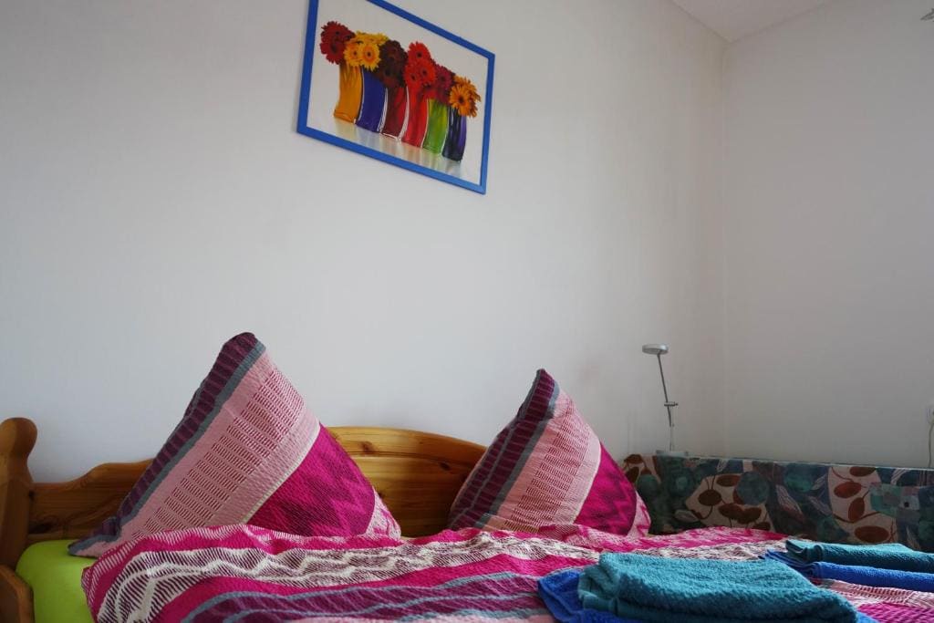 Double Room with Shared Bathroom room - Image 1