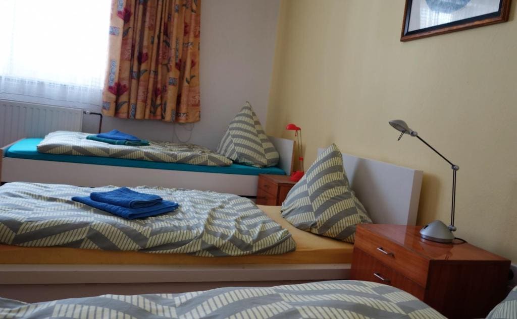 Triple Room with Private Bathroom room - Image 2