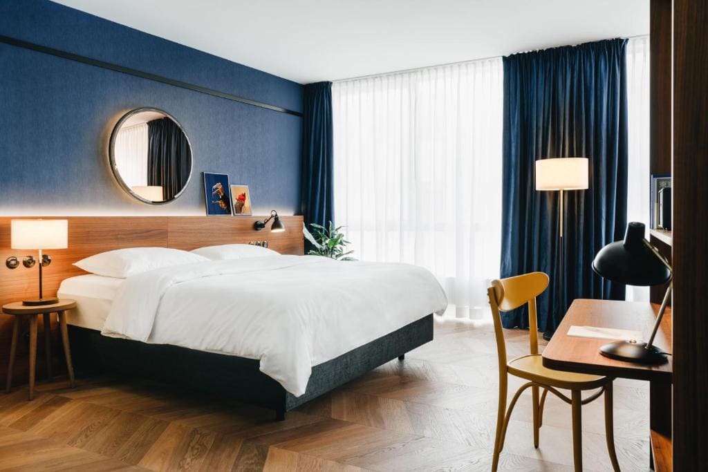Large Double Room room - Image 1