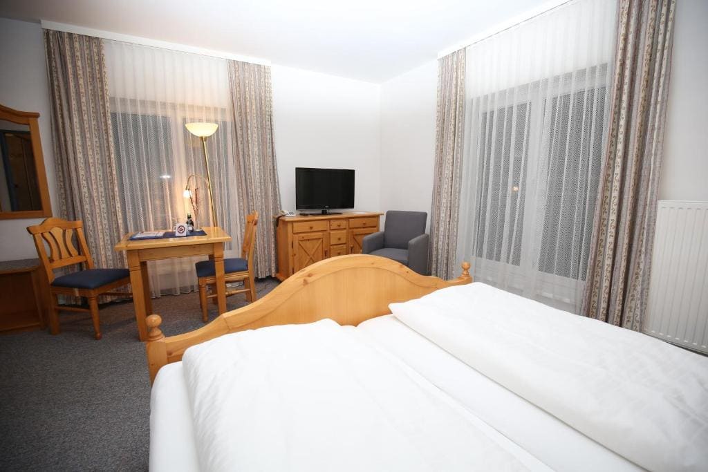 Superior Double Room room - Image 2