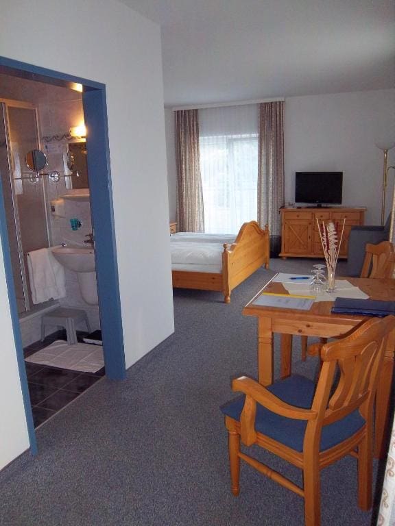 Superior Double Room room - Image 3