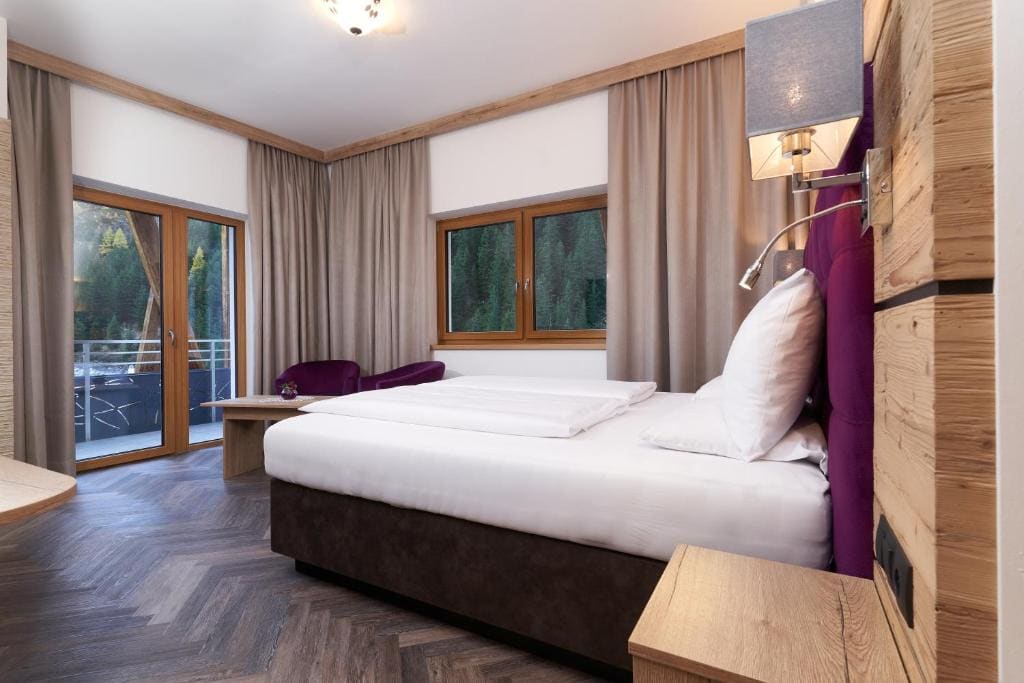 Superior Double Room Tirol room - Image 2