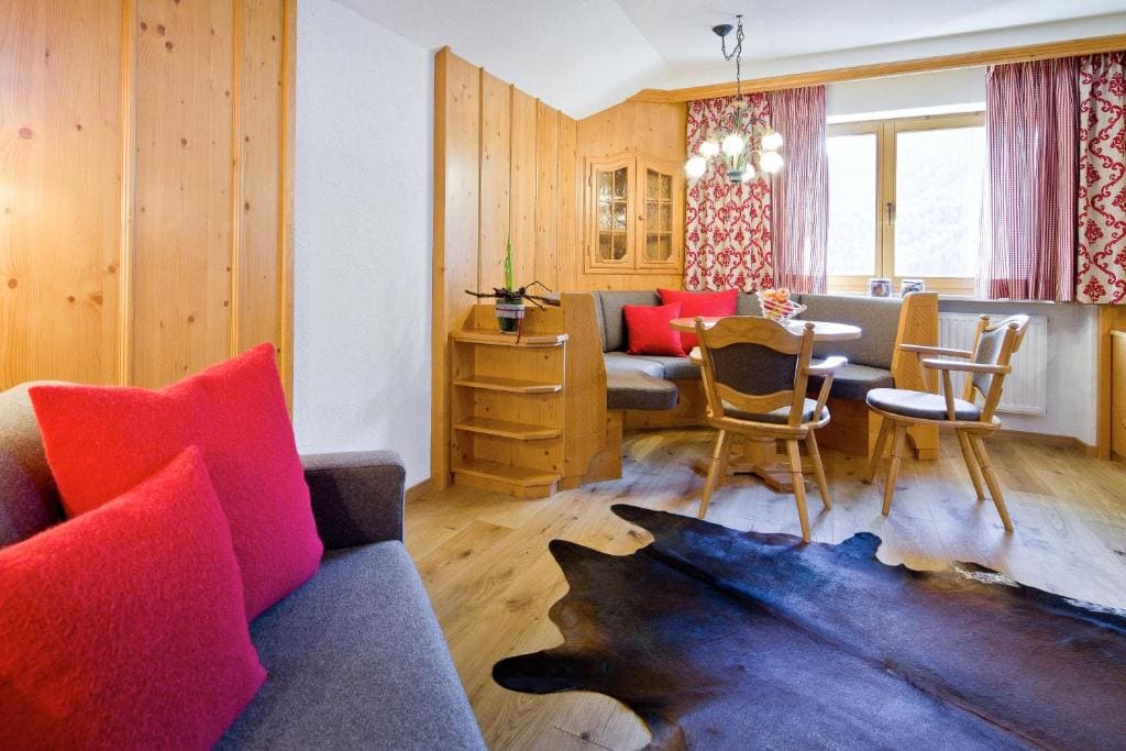 Suite with Balcony room - Image 2