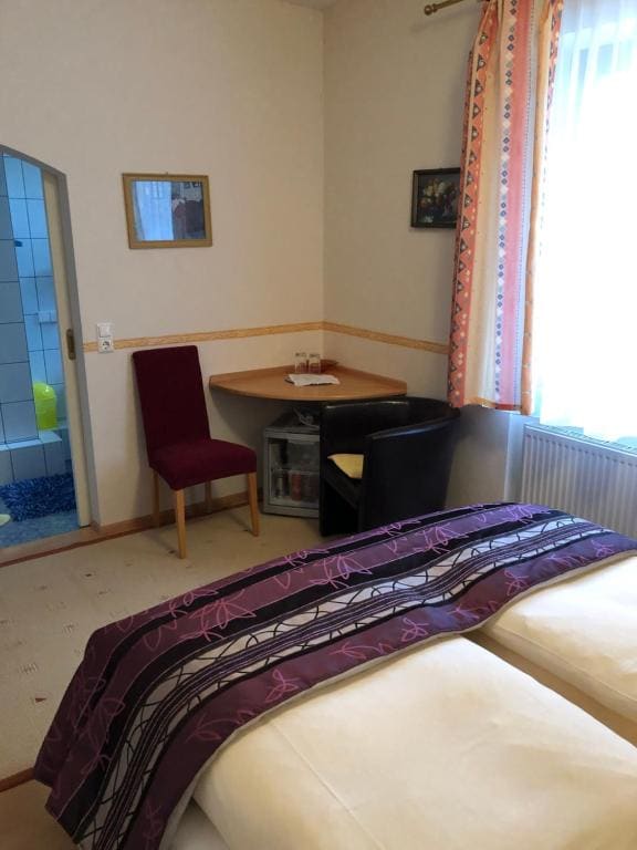 Large Double Room room - Image 3