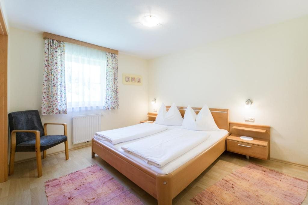 Apartment with Balcony room - Image 2