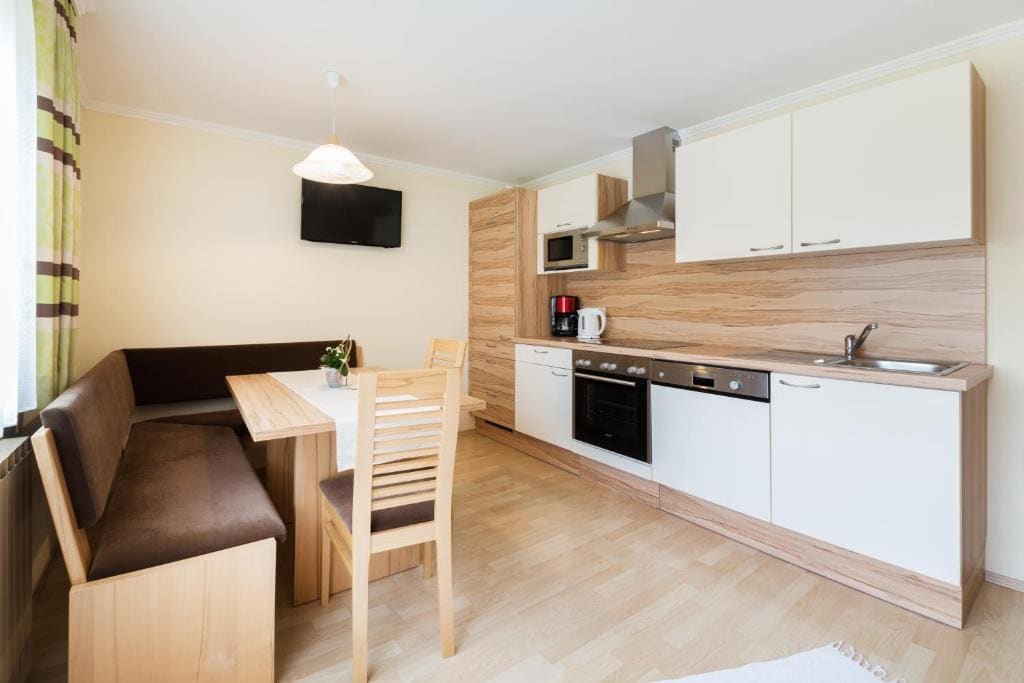 Apartment room - Image 3