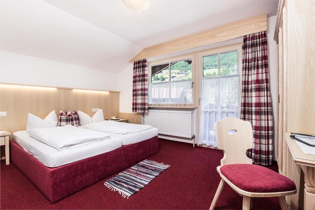 Standard Double Room room - Image 2