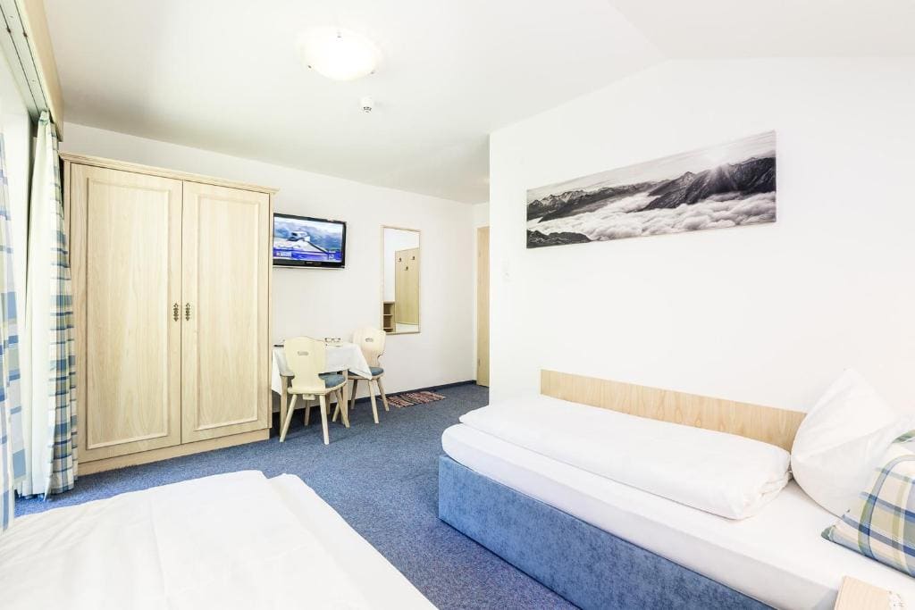 Standard Double Room room - Image 1