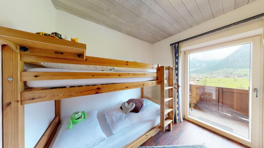 Two-Bedroom Apartment with Balcony room - Image 3