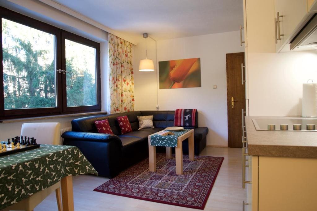 One-Bedroom Apartment with Balcony room - Image 2