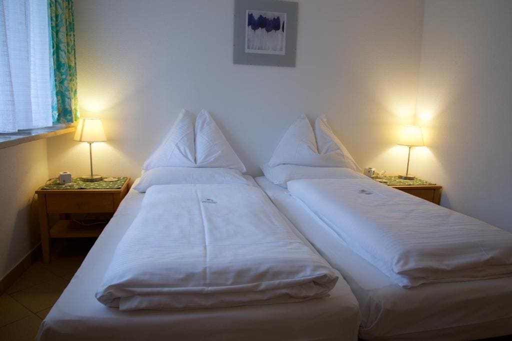 Two-Bedroom Apartment with Terrace room - Image 3