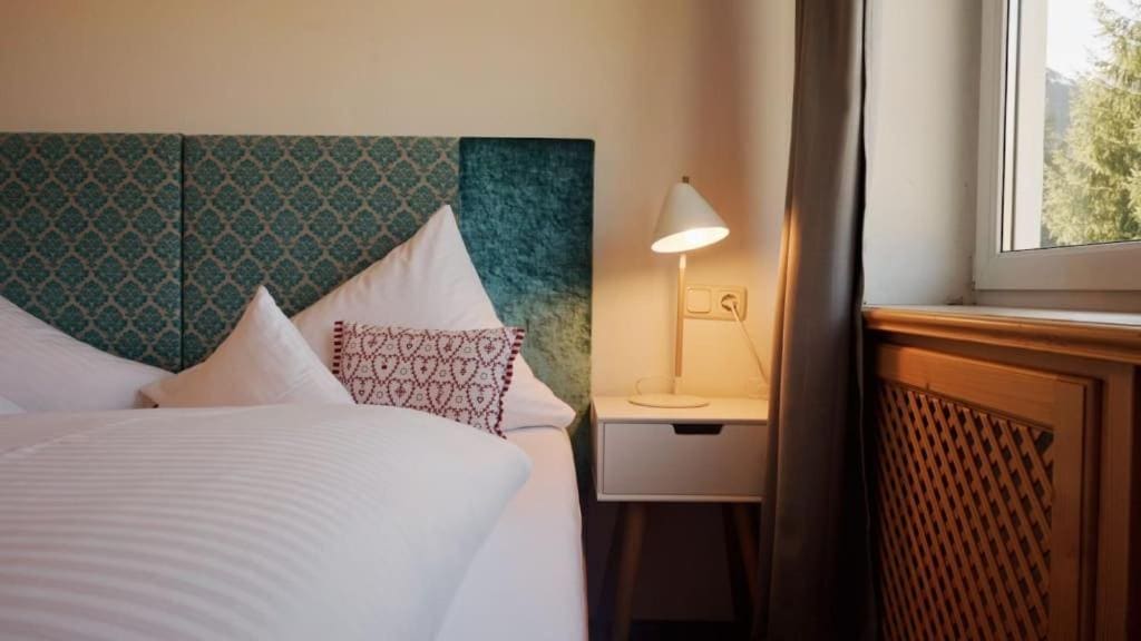 Four-Bedroom Deluxe Apartment room - Image 1