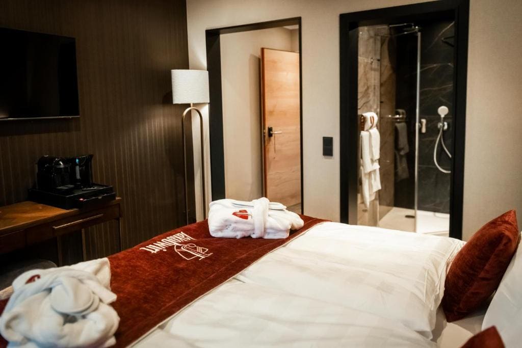 Standard Queen Room room - Image 2