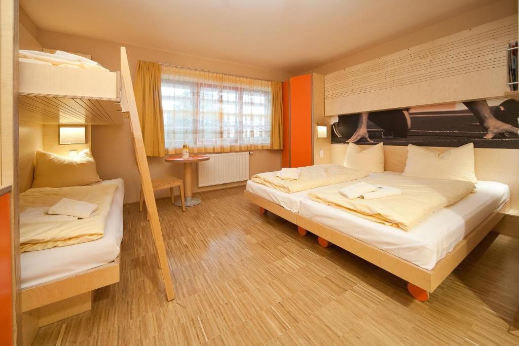 Quadruple Room room - Image 1