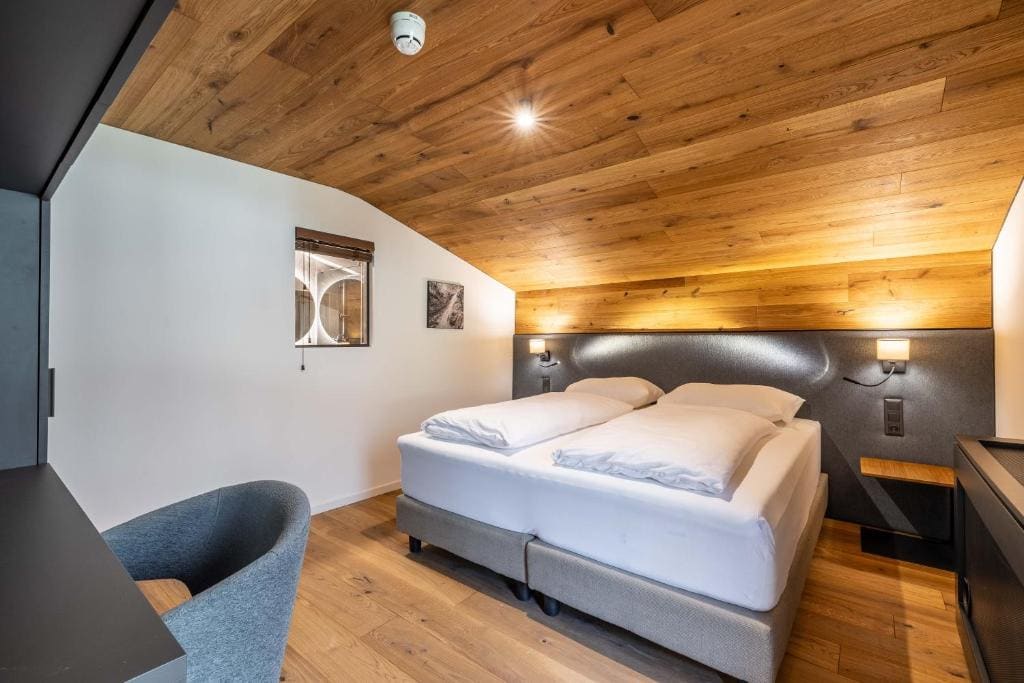 Suite room - Image 3