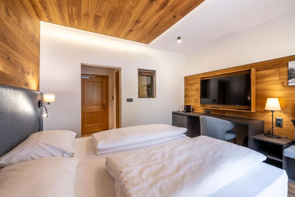 Double or Twin Room room - Image 2