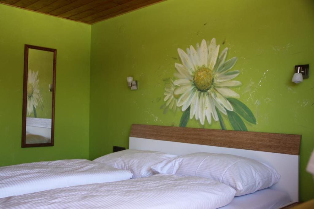 Double Room with Balcony room - Image 1