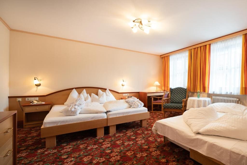 Deluxe Double Room room - Image 1
