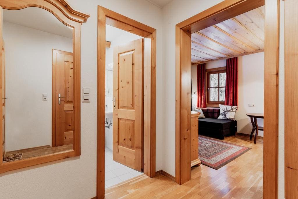 Family Room - Annex room - Image 1