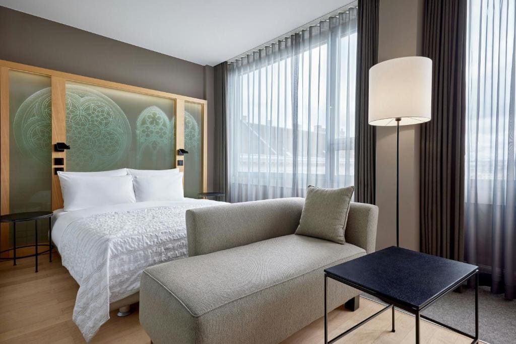 Studio with Courtyard View room - Image 1