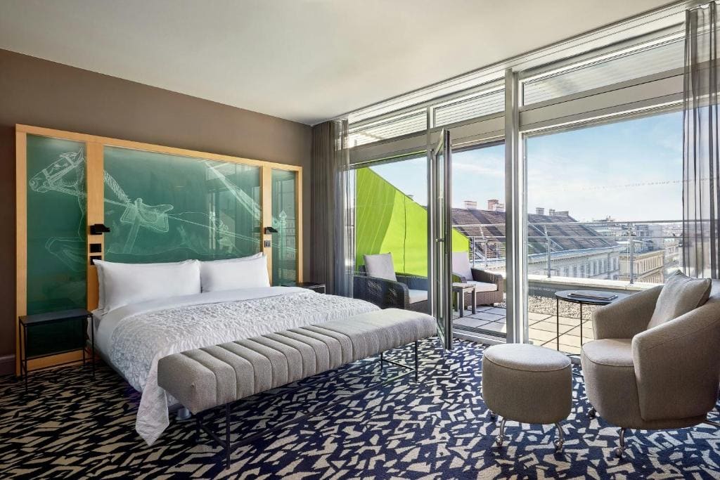 Executive Suite room - Image 1