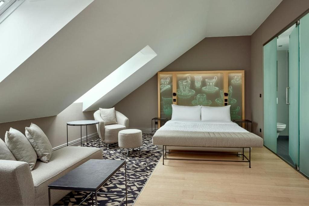 Superior Room with City View room - Image 2
