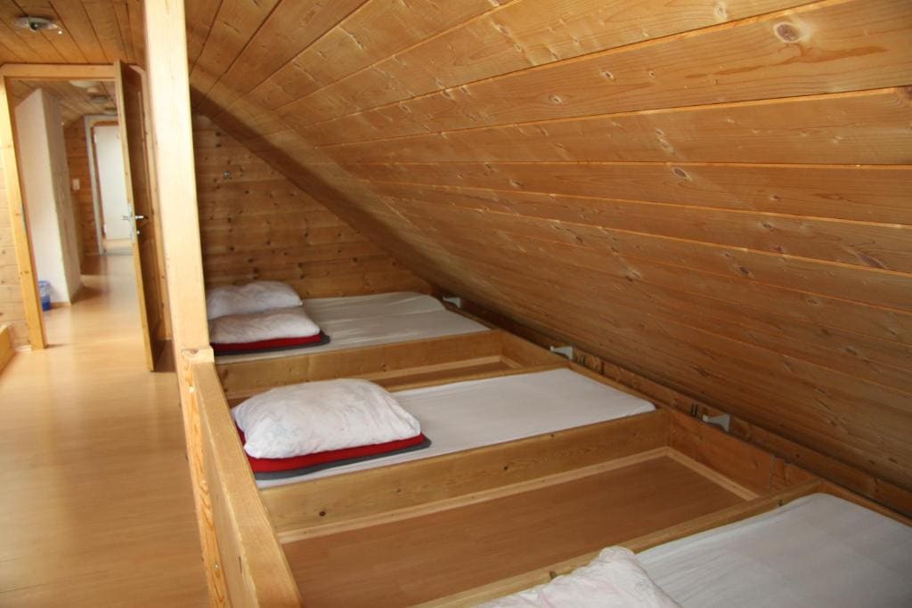 Bed in 10-Bed Mixed Dormitory Room room - Image 1