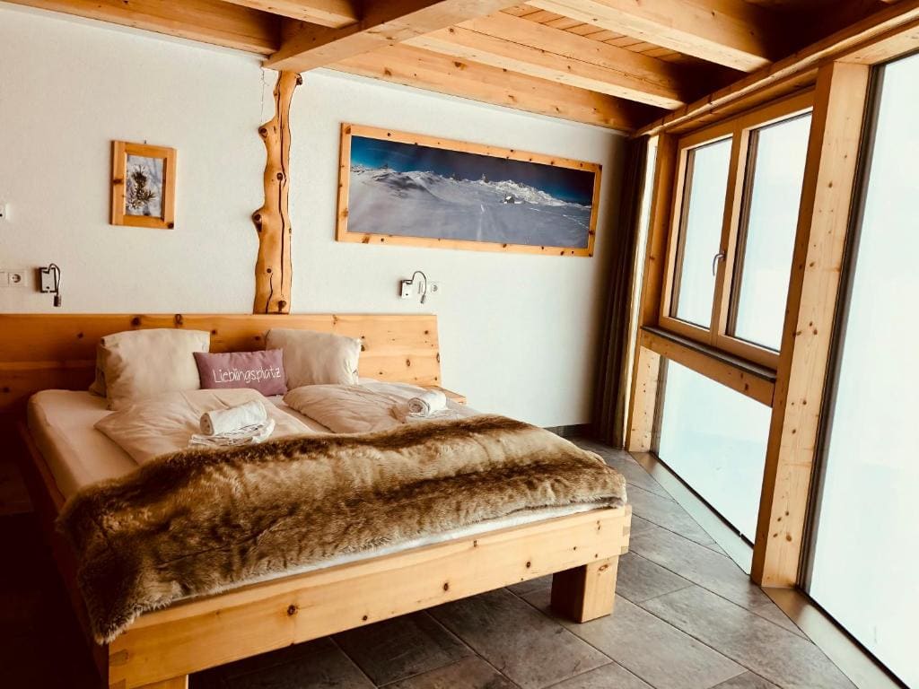Superior Double Room room - Image 1