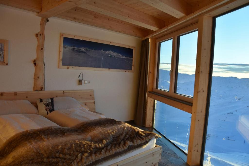 Superior Double Room room - Image 2
