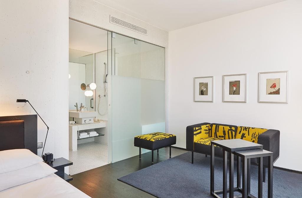 Classic Double Room room - Image 3