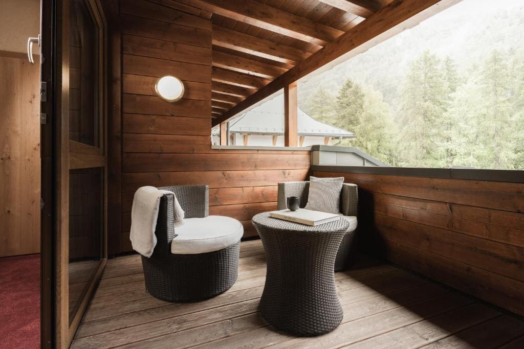 Deluxe Double Room with Balcony room - Image 1