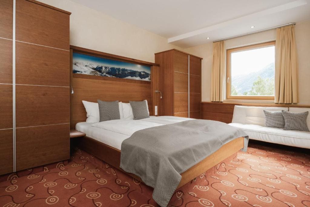 Deluxe Double Studio room - Image 1