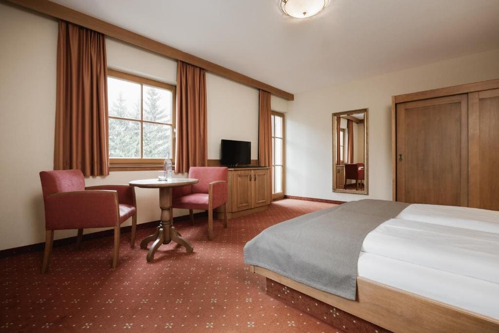 Deluxe Suite room - Image 1