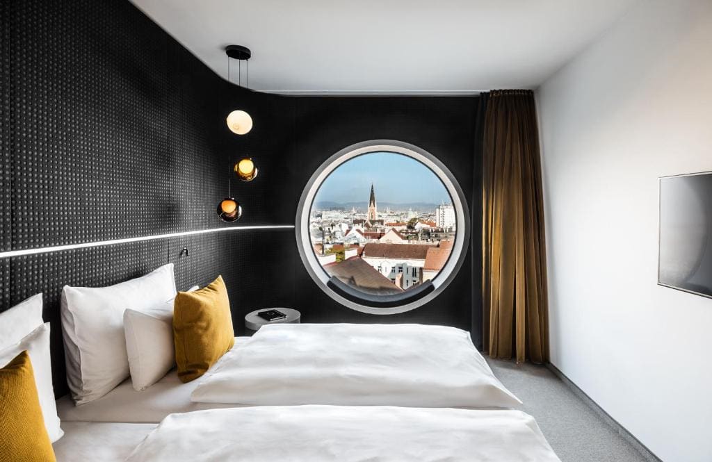Standard City View room - Image 3