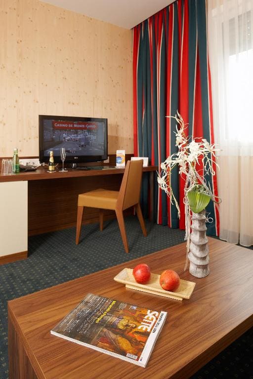 Suite room - Image 2