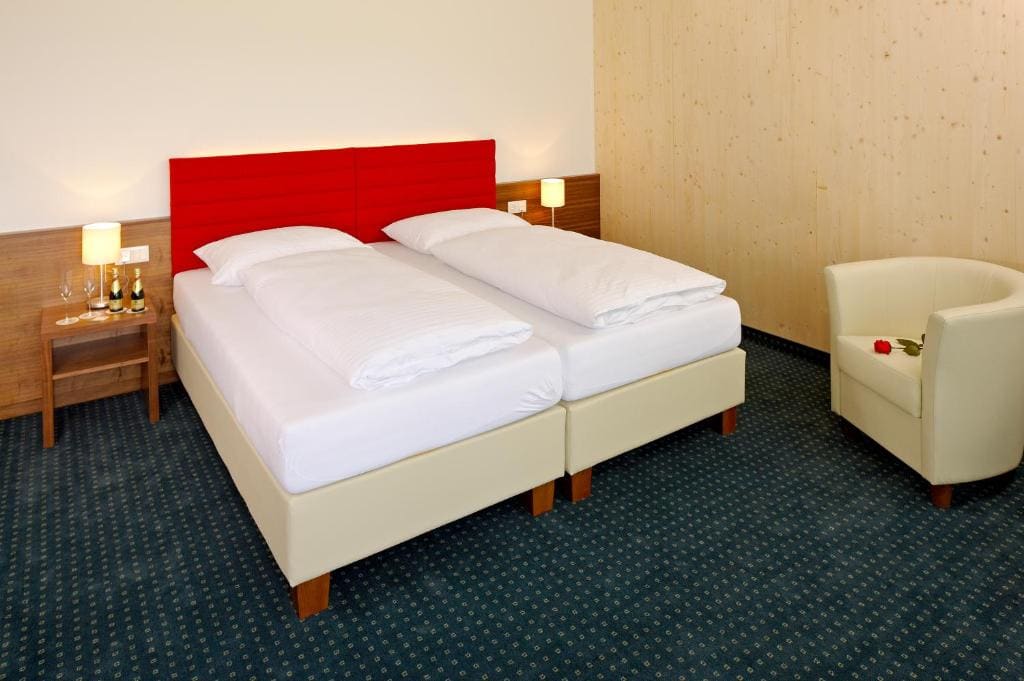 Suite room - Image 1