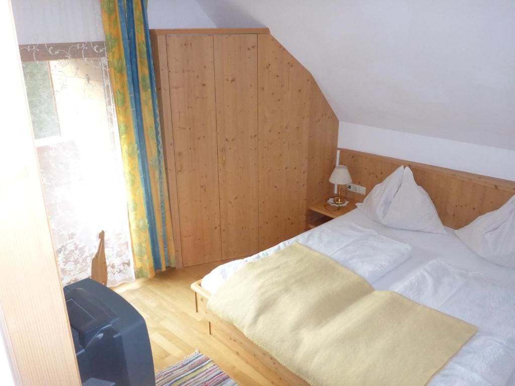 Double or Twin Room room - Image 1