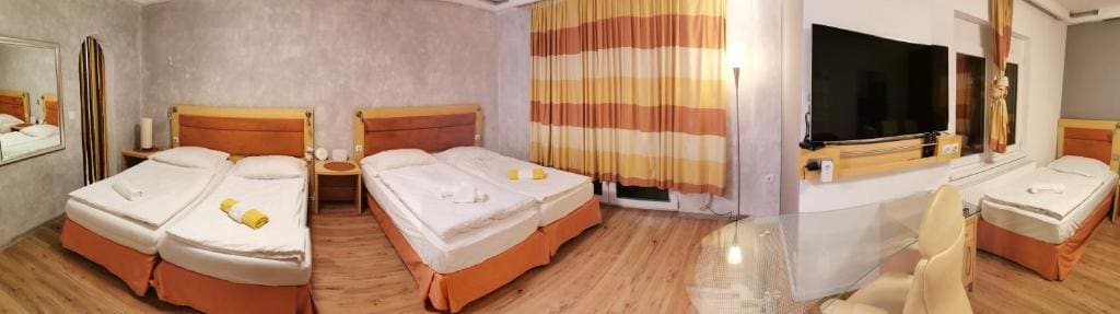 Family Room with Terrace room - Image 3