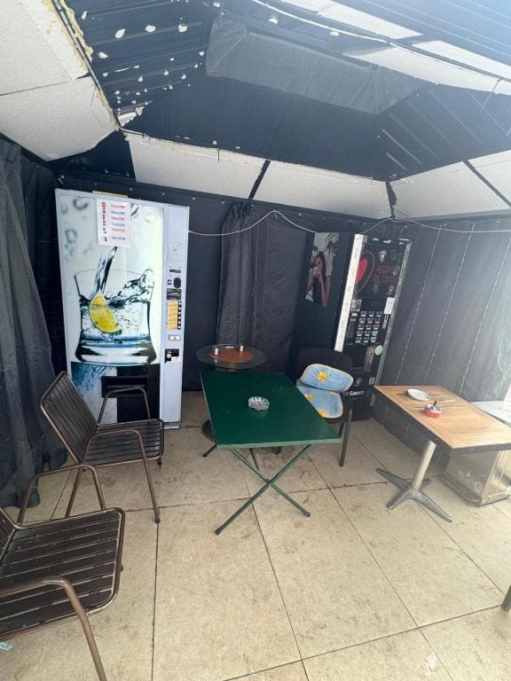 Superior Triple Room room - Image 2