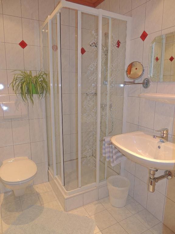 Double Room with Balcony room - Image 1