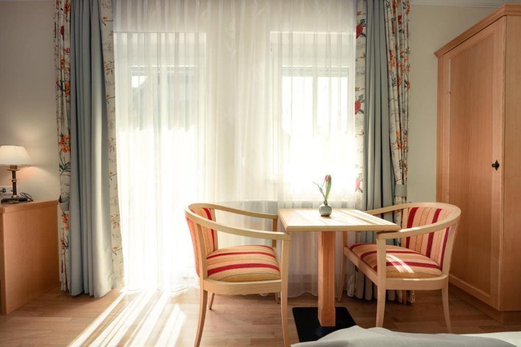 Superior Double Room with Balcony room - Image 2