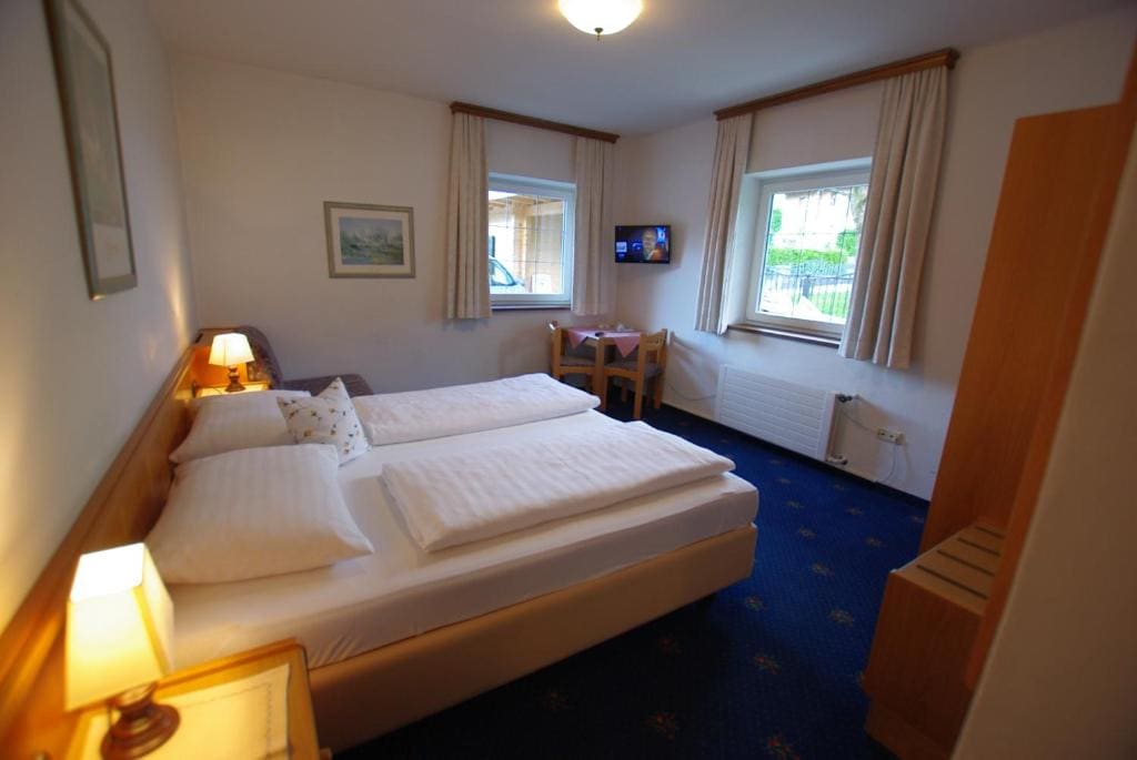 Basic Triple Room room - Image 1