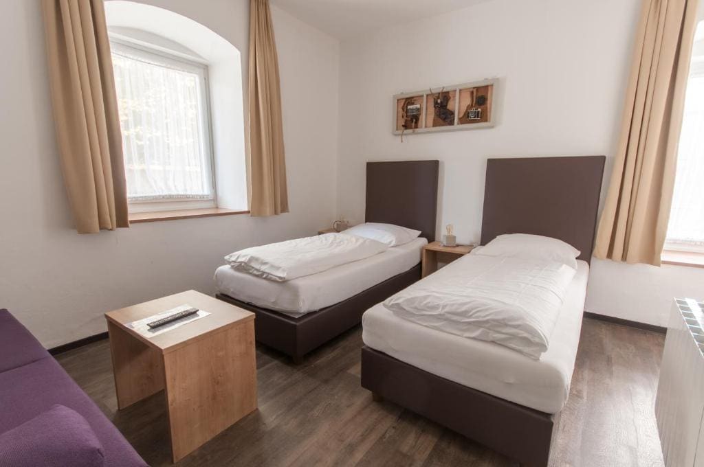 Twin Room room - Image 1