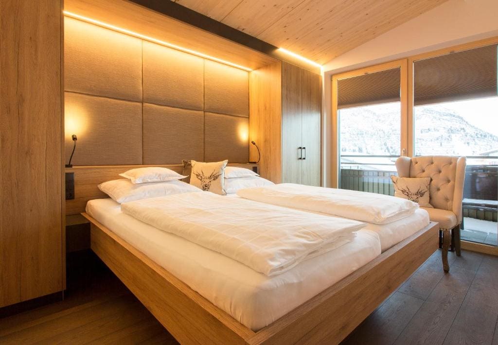Double Room with Balcony room - Image 1
