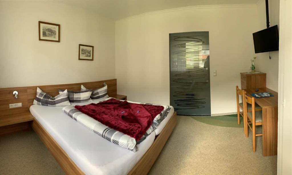 Double Room with Terrace room - Image 2