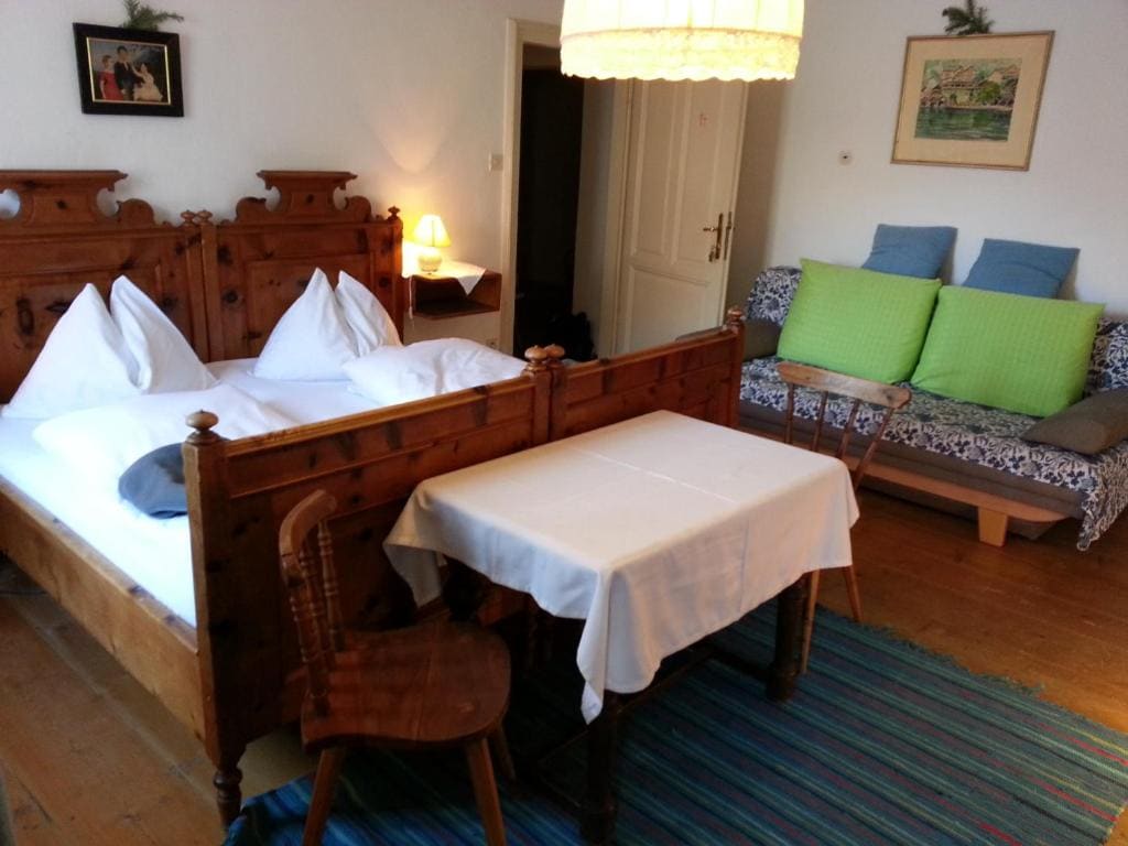 Double Room with Balcony and Lake View room - Image 2
